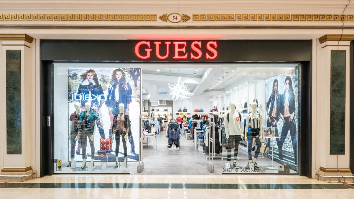 Guess entra en pérdidas en el primer trimestre en pleno proceso de venta a WHP