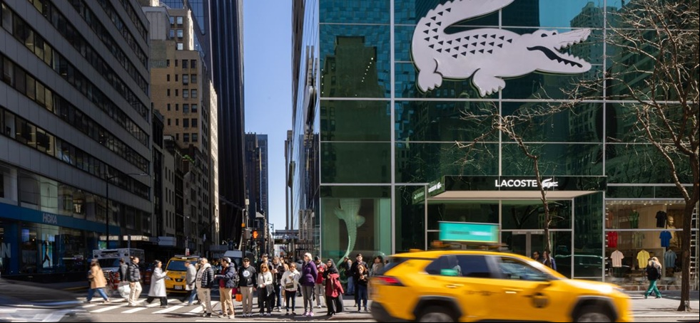 Lacoste conquista EEUU: ‘flagship’ en la Quinta Avenida y ambición de duplicar su negocio